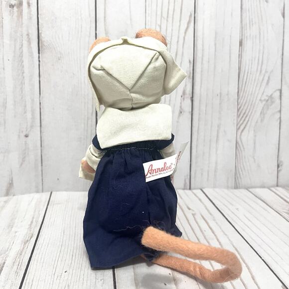 2005 ANNALEE Thanksgiving Mouse Girl Pilgrim Doll 7" Tall ***without basket - Picture 4 of 5